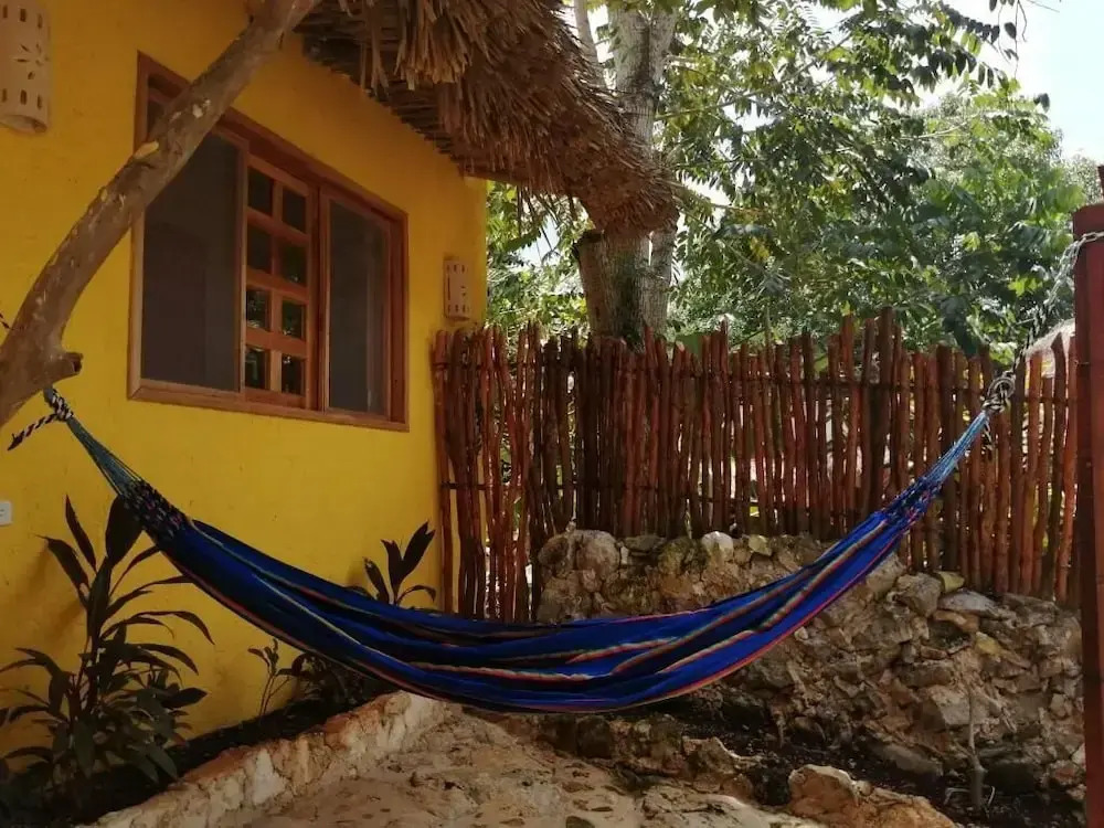 La casa de piedra y colores en Chichén Itzá