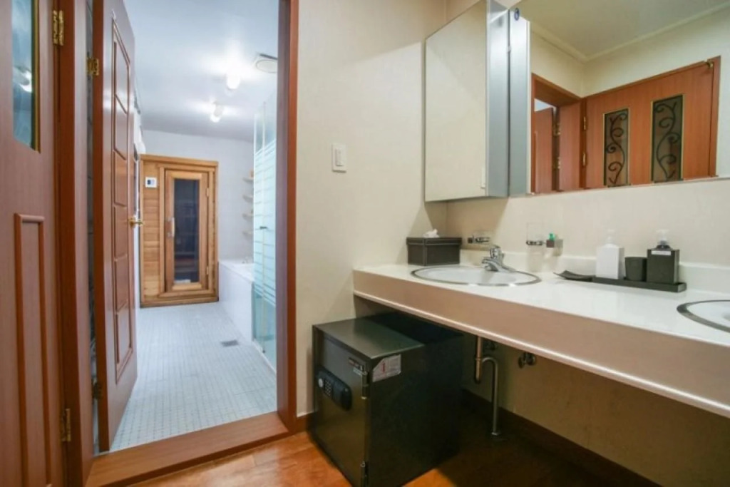 Jeju Maple Happyhouse Pension