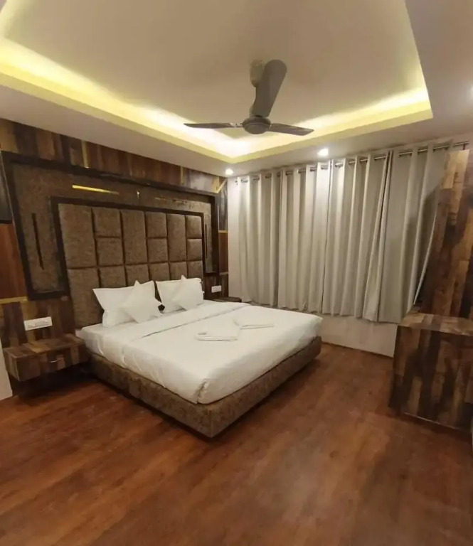 Hotel Khyber By Angl Wings
