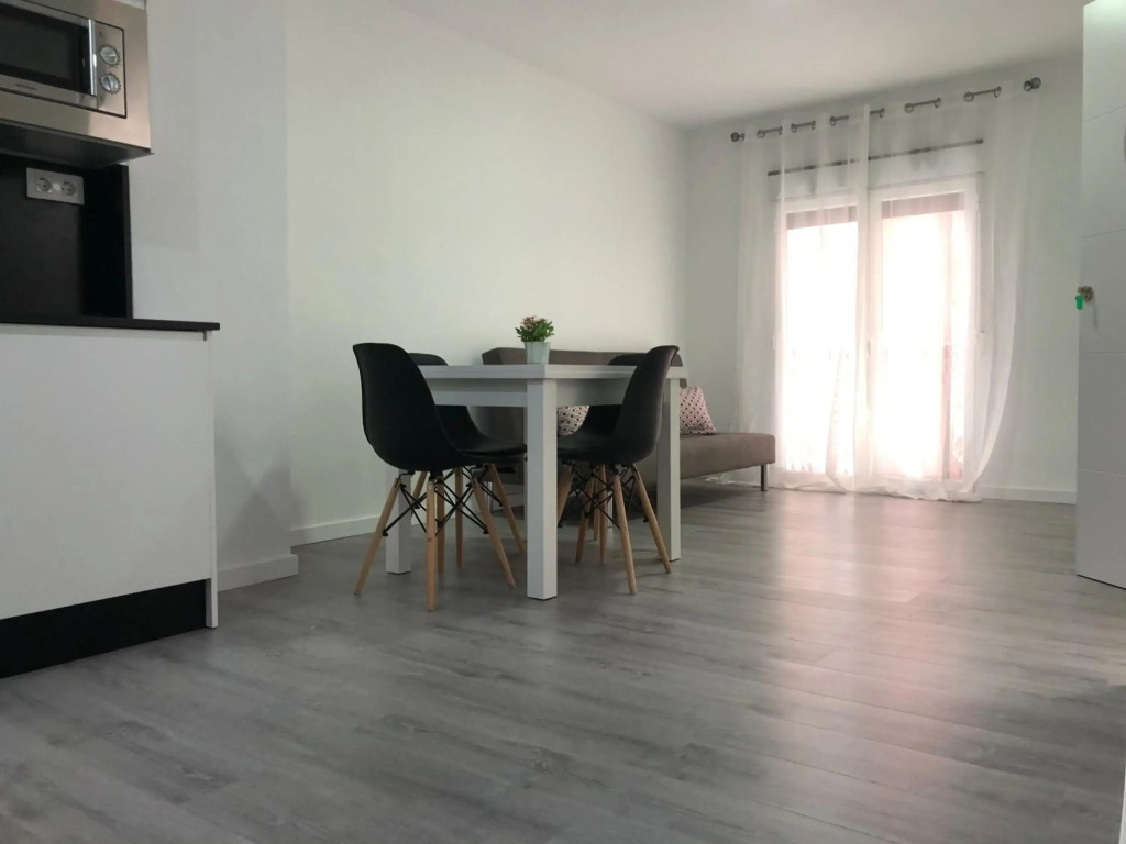 APARTAMENTOS CAZORLA CENTRO