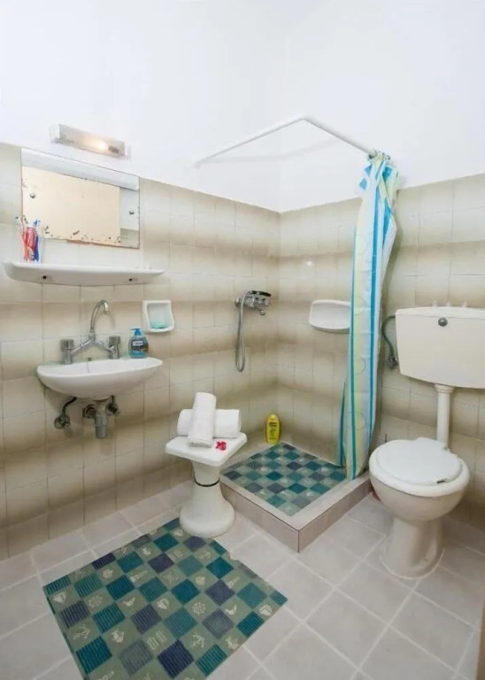 Nikos Studios & Apartments