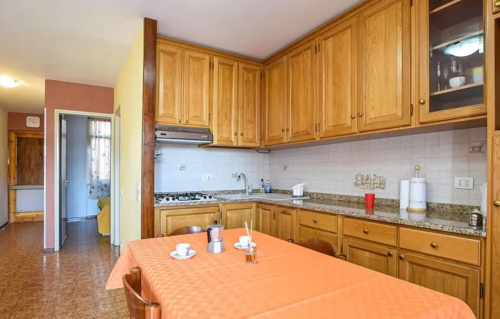 Nice Apartment in Bardolino With Outdoor Swimming Pool and 1 Bedrooms