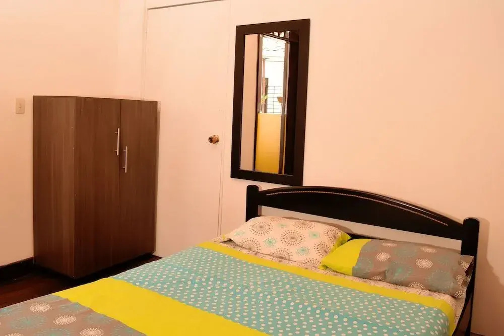 Hostal Versalles