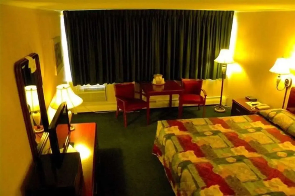 Baxter Park Inn