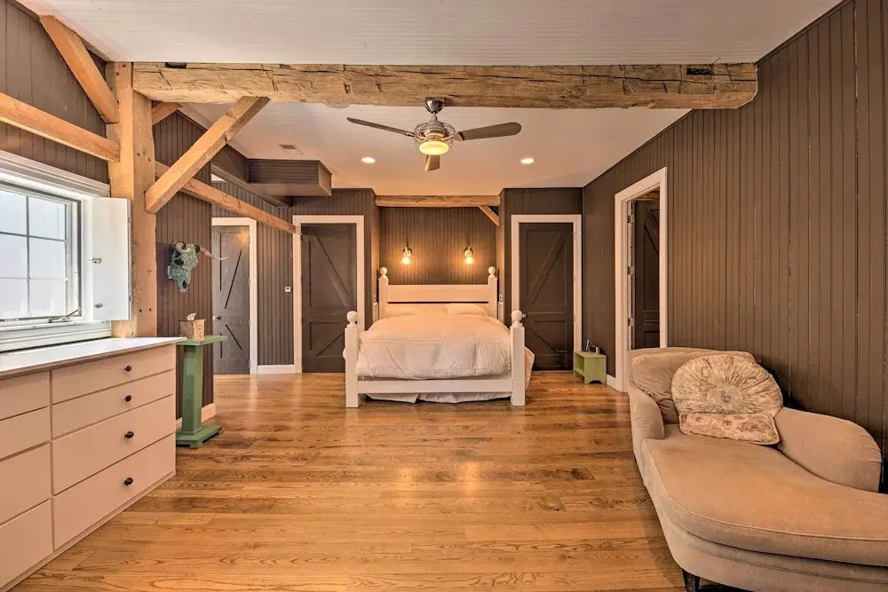 Luxe Barndominium w/ Home Gym, Theater, & More!