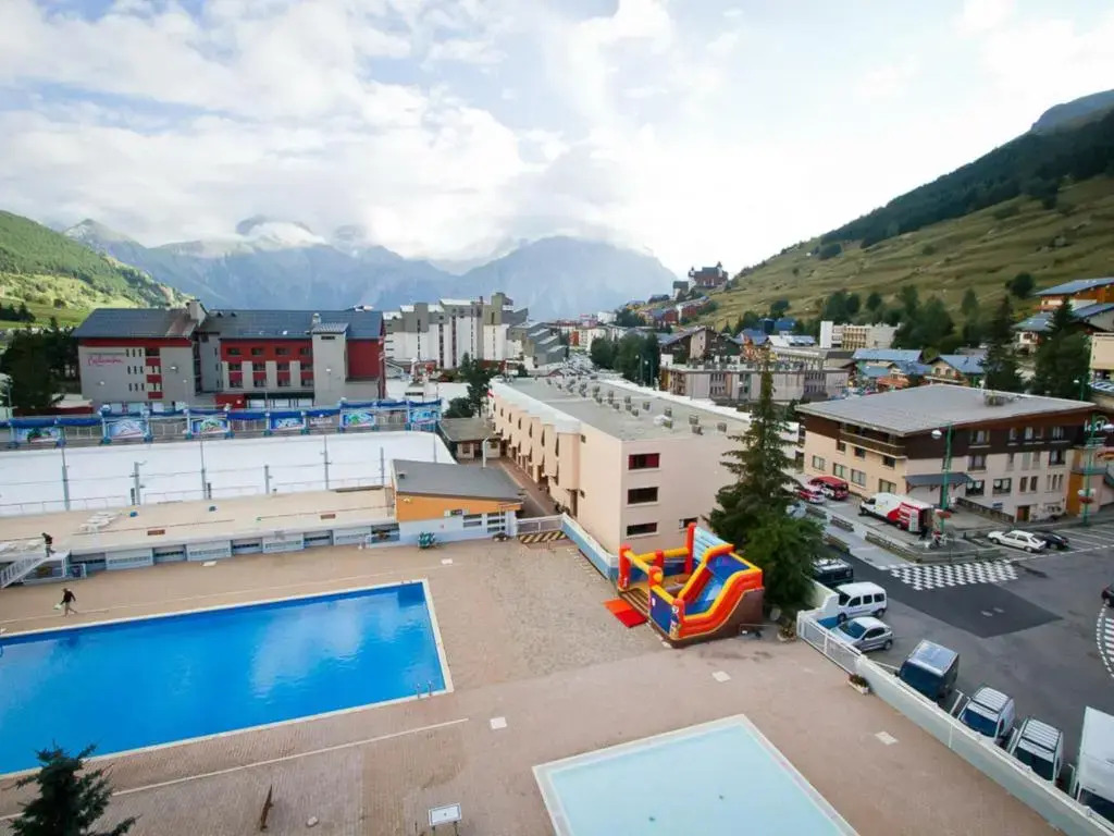 Appartement Les Deux Alpes, 1 pièce, 4 personnes - FR-1-348-199