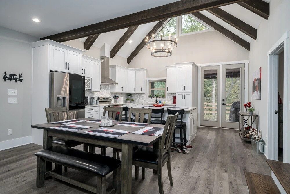Whitetail Woods 3 Bedroom Home by RedAwning