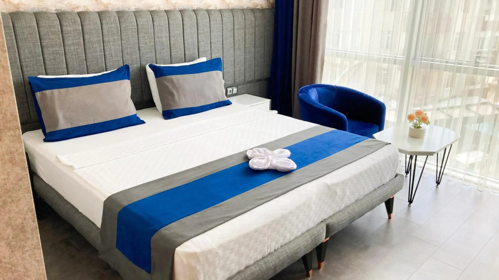 NENESSAHOTEL
