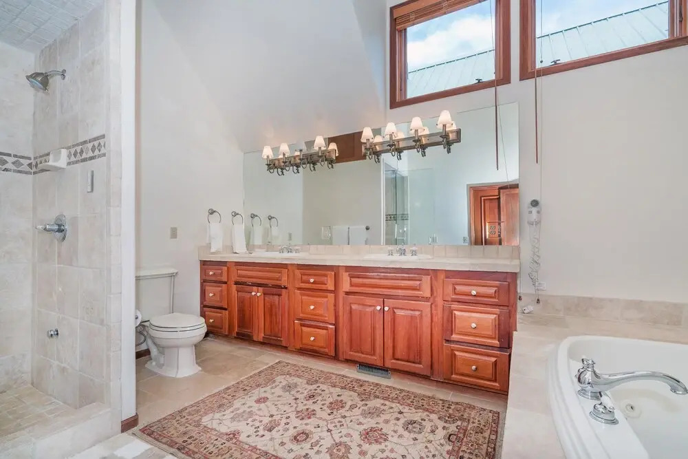 Pacific Street 3 Bedroom Condo By Accommodations in Telluride