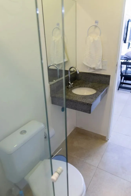 Loft c Wi-fi e Smart Lock a 650m do Projeto Tamar