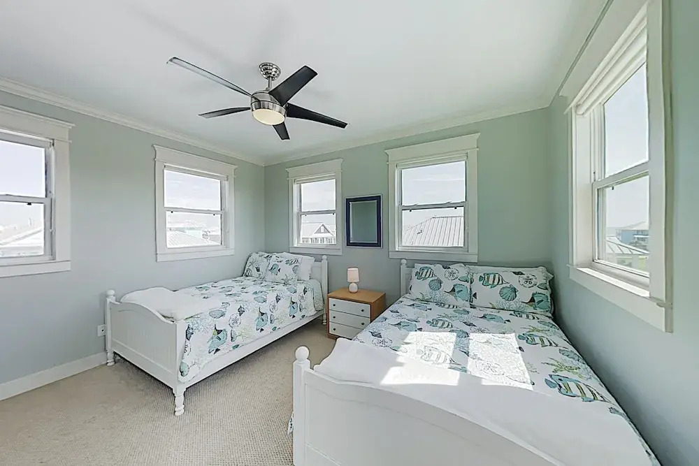 New Listing! The Water House: New Near Beach 3 Bedroom Home