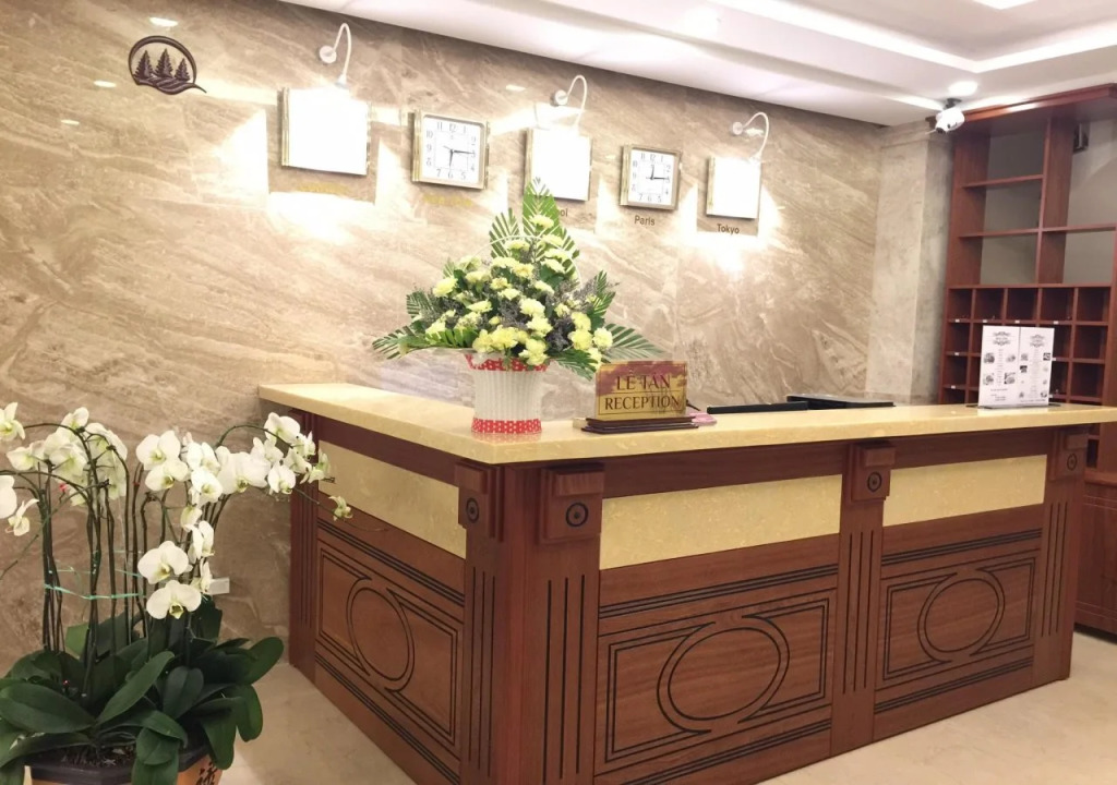 Lakeview Hotel