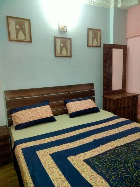 Entire Furnished Two bedrooms Apartment Ground Floor with kitchen