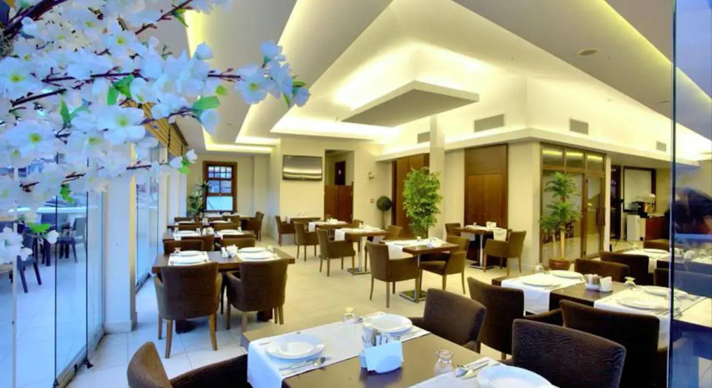 Atik Palas Hotel