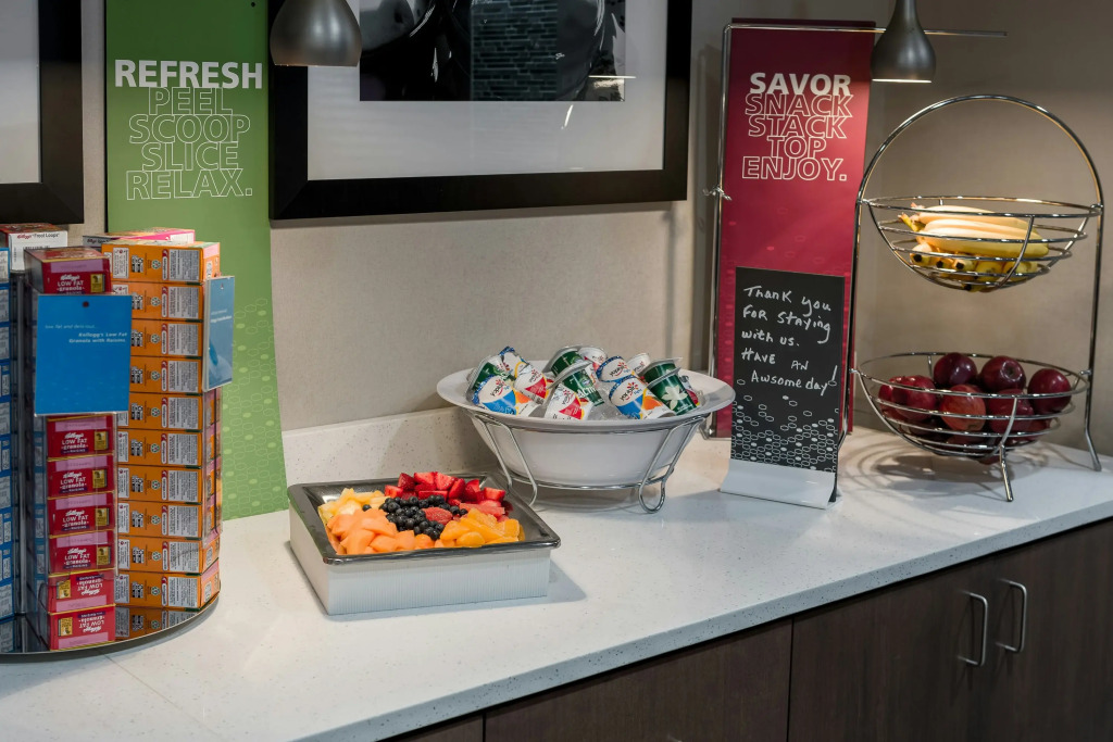 Hampton Inn & Suites - Knoxville Papermill Drive, TN