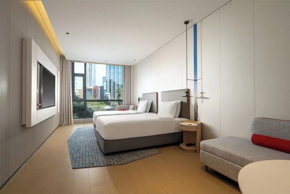Holiday Inn Express Shenzhen Sports Center by IHG