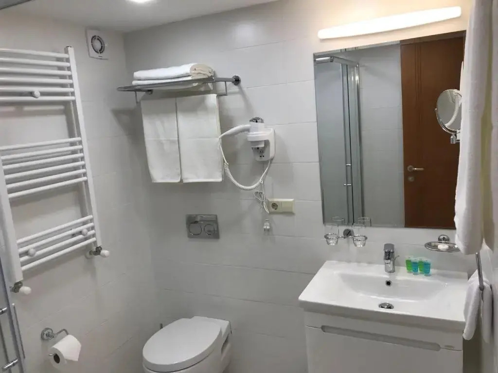 Full Comfort Apartment on Aghmashenebeli