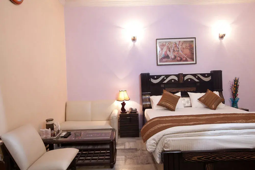 Fabhotel Ivy Inn