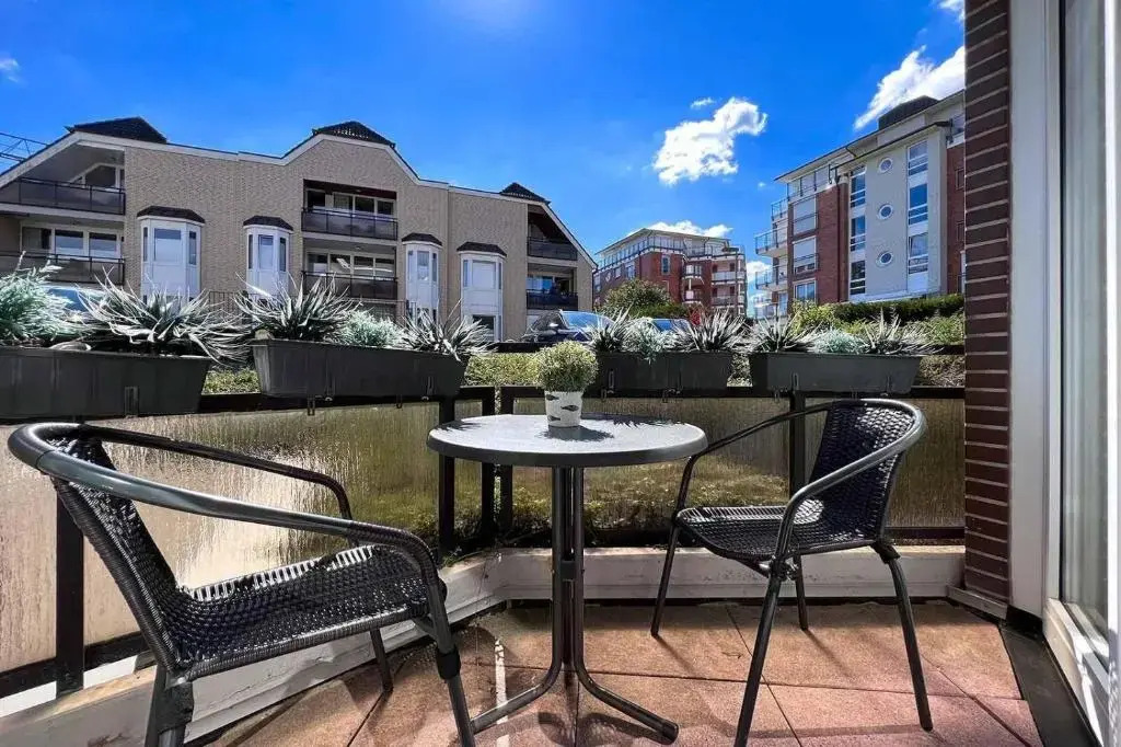 Ferienwohnung-15-mit-Sonnenbalkon-Residenz-Meeresbrandung-Duhnen
