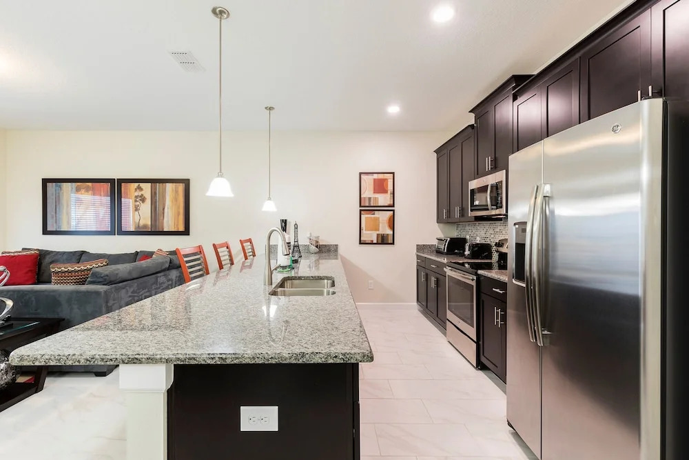 Lovely Vacation Townhouse with Private Pool SL3103
