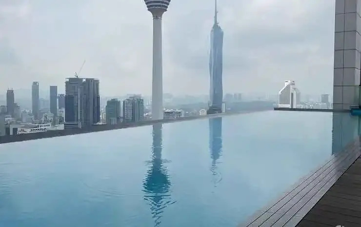 The Platinum by Rooftop Sky pool