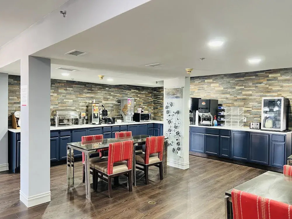 Americinn By Wyndham Rawlins
