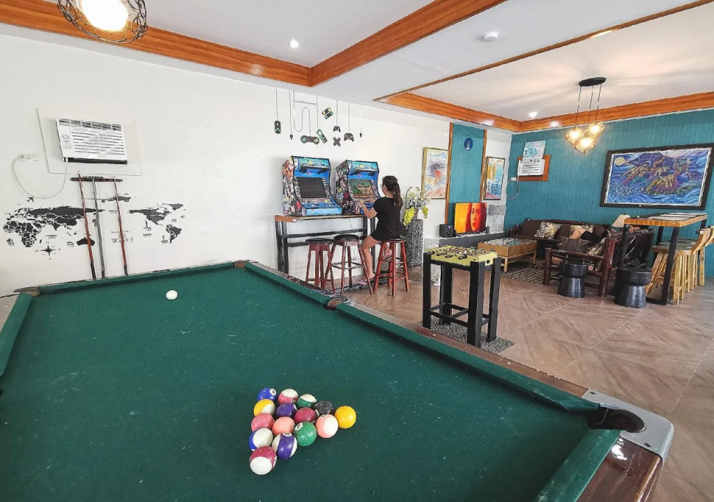 Pescadores Suites Moalboal
