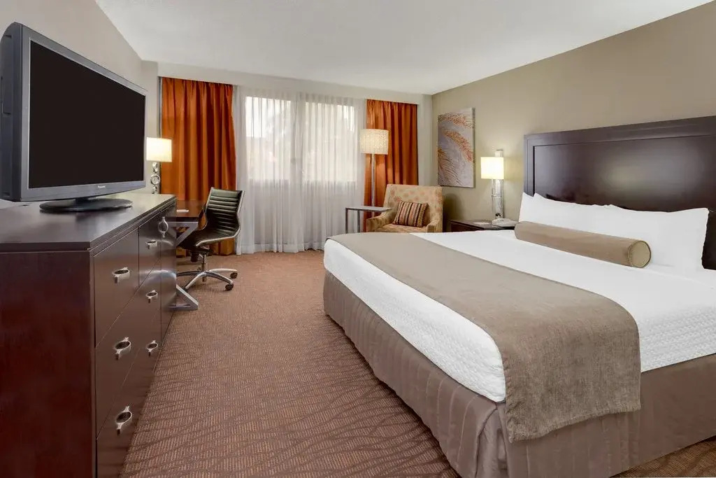 Sonesta Miami Airport