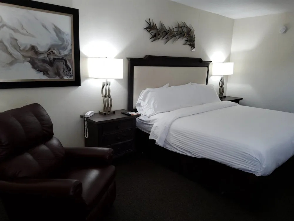 Klopfenstein Inn and Suites