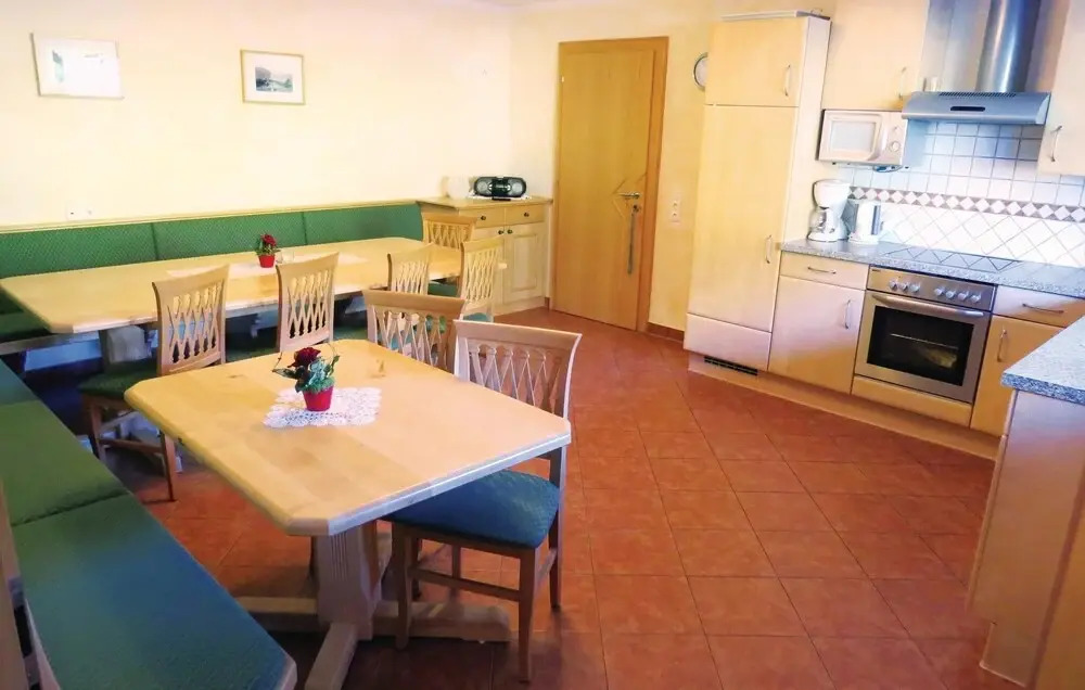 Beautiful Home in Grossarl With 5 Bedrooms and Wifi