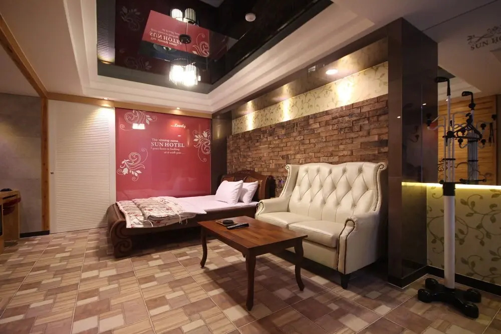 Sun Hotel
