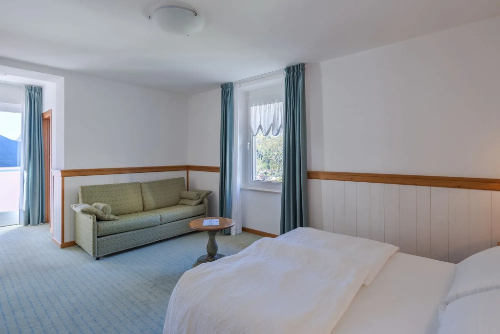 Hotel Londra Slow Living Molveno