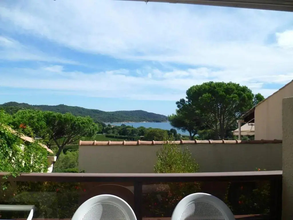 Appartement La Croix-Valmer, 3 pièces, 6 personnes - FR-1-226B-152