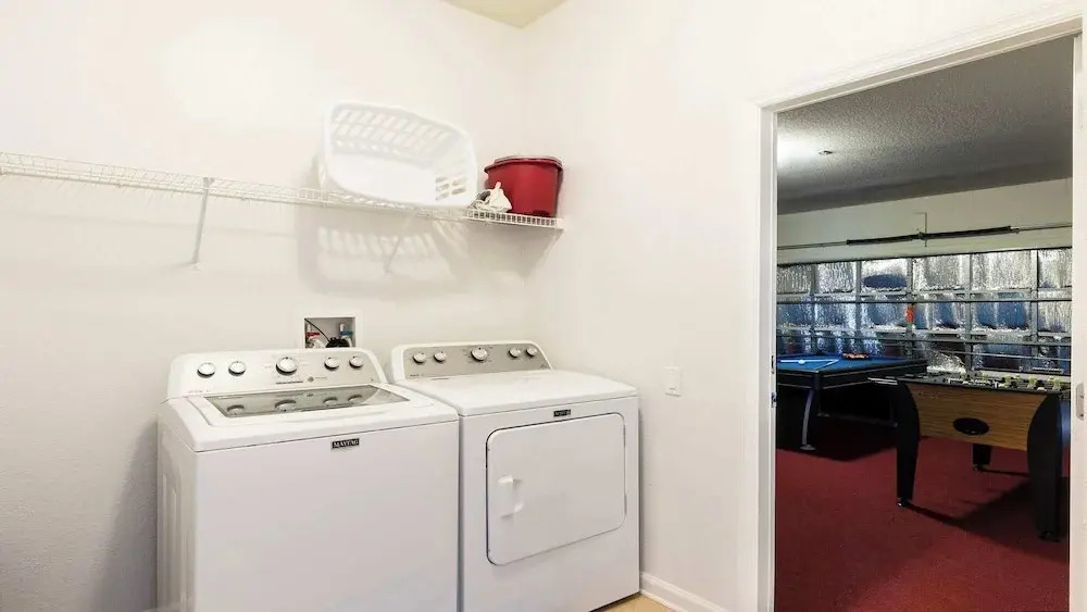 Firework view 6BR Home Pool/Spa/Game Near Disney