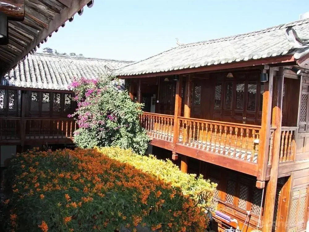 Lijiang 49 Sakura Hotel