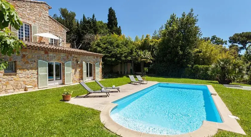 Squarebreak - Mas in Mougins