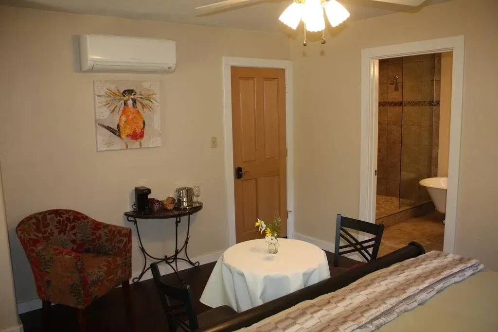 The Inn at Shasta Lake