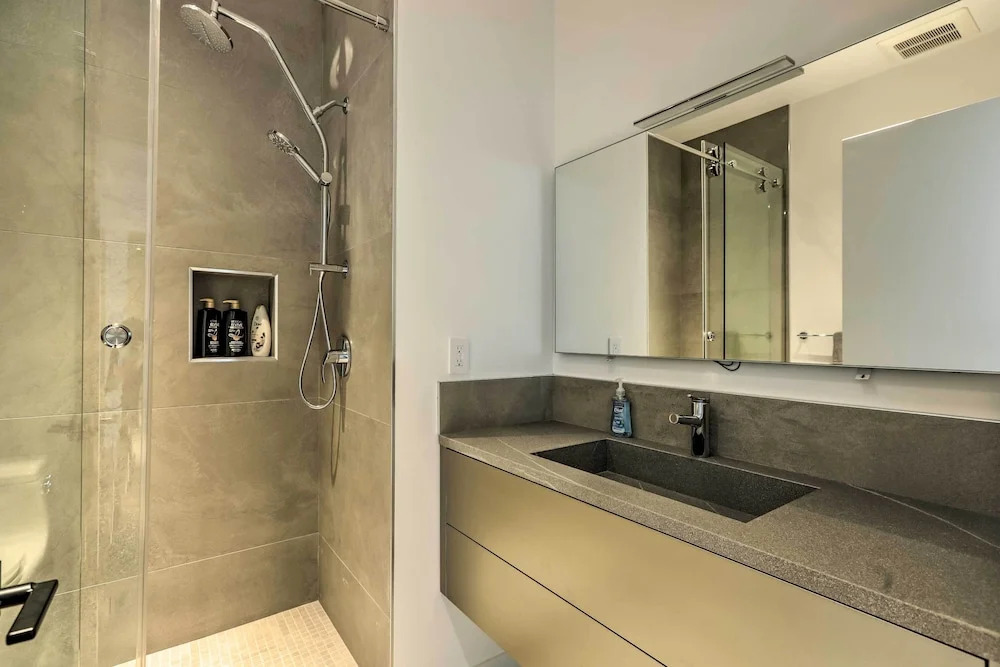 Sleek & Spacious Incline Village Hideaway!