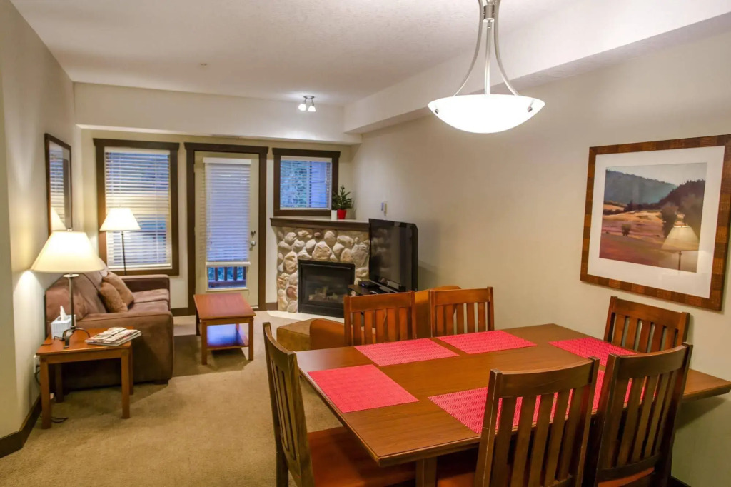 Silver Rock Condos by Fernie Central Reservations