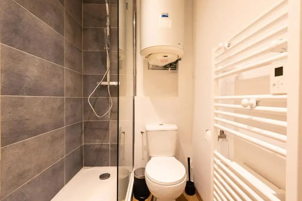 Appartement Terrasse - Télécabine 2min - Thermes 4min - Tout équipé