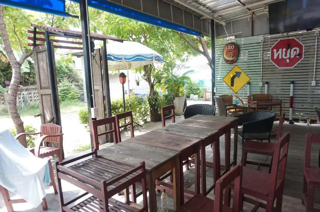 The Seat Hostel