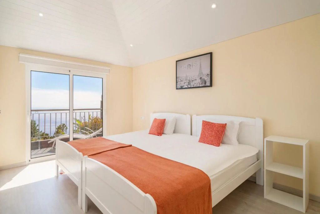 SeaView Apartment by OurMadeira
