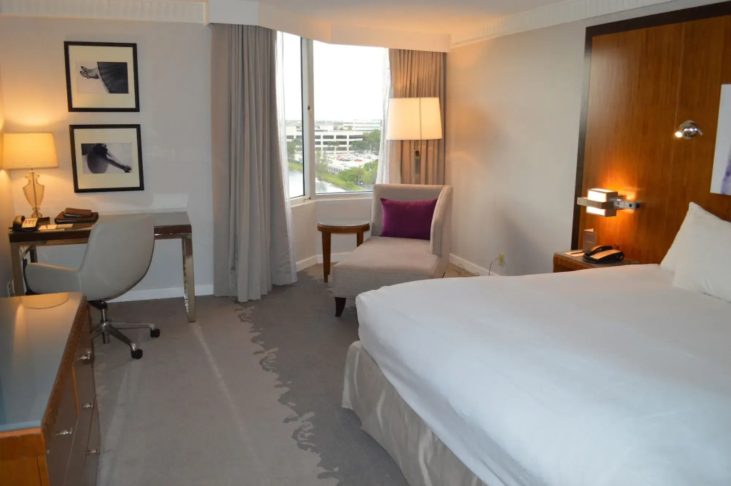 Pullman Miami Airport