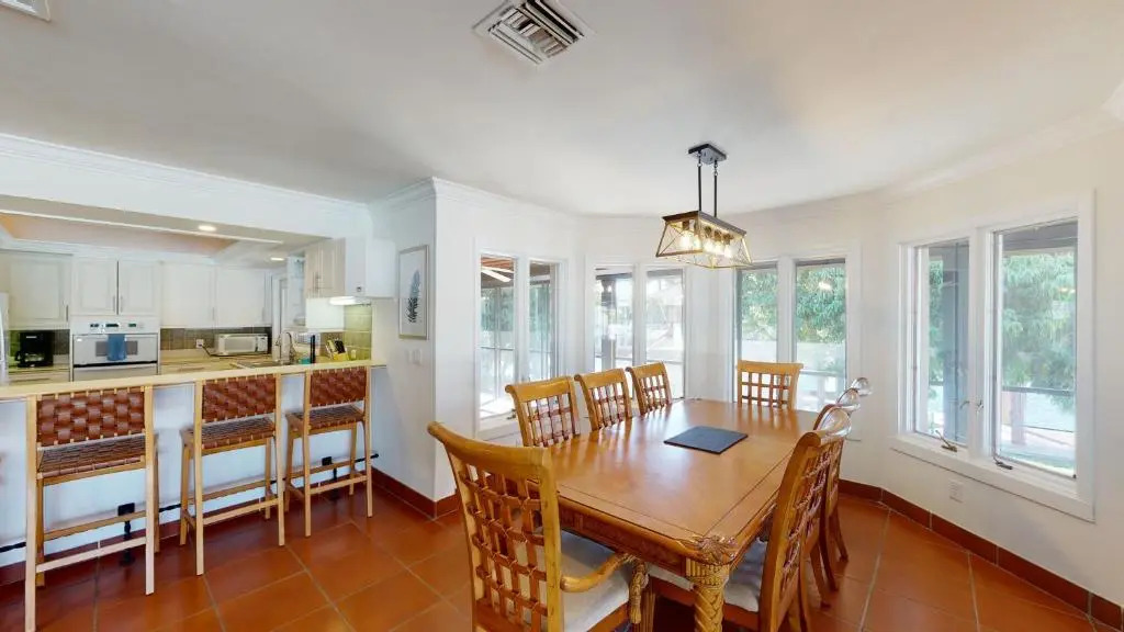 Waterfront Tip Lot Treasure w/ Southern Sunshine
