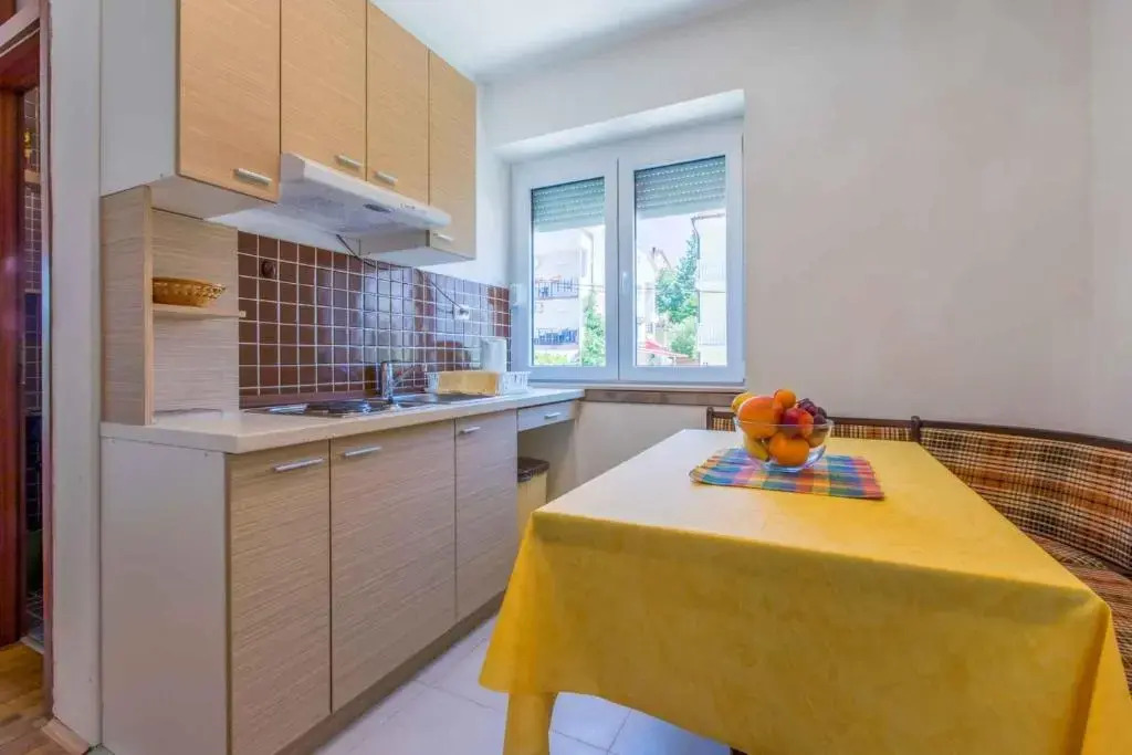 Apartments in Crikvenica 39516