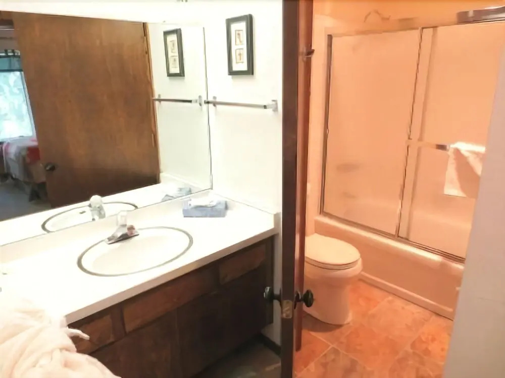 112 Standard Condominium 2 Bedrooms 2 Bathrooms Condo