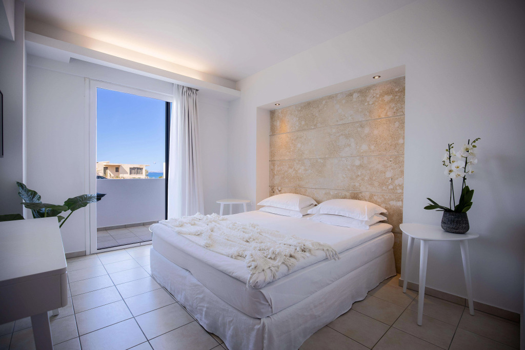 Akrogiali Beach Hotel Apartments