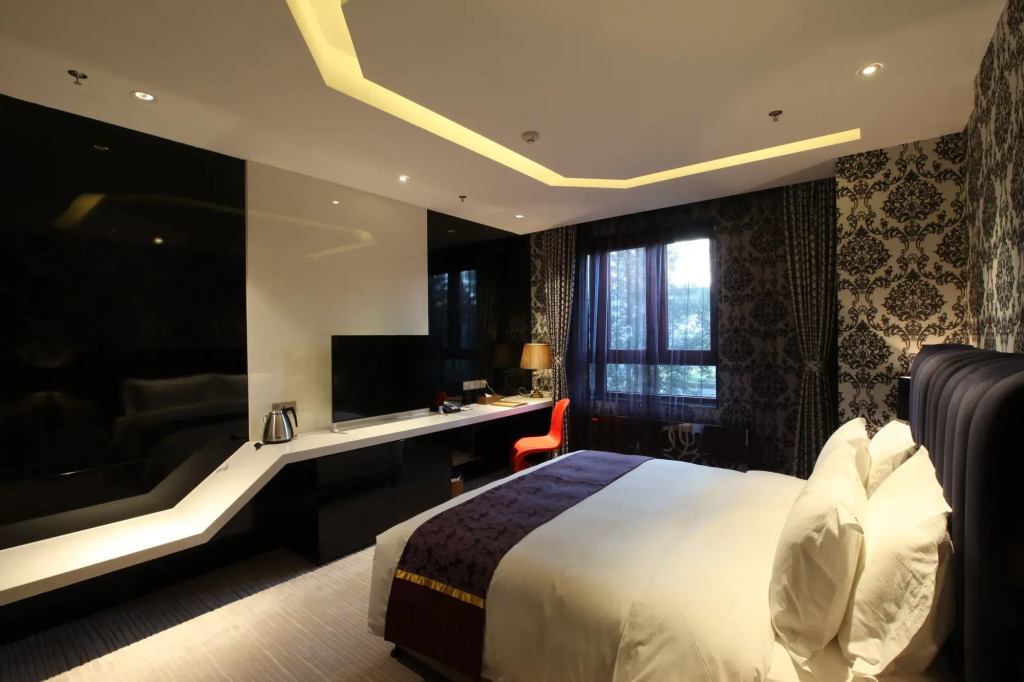 Star World International Hotel