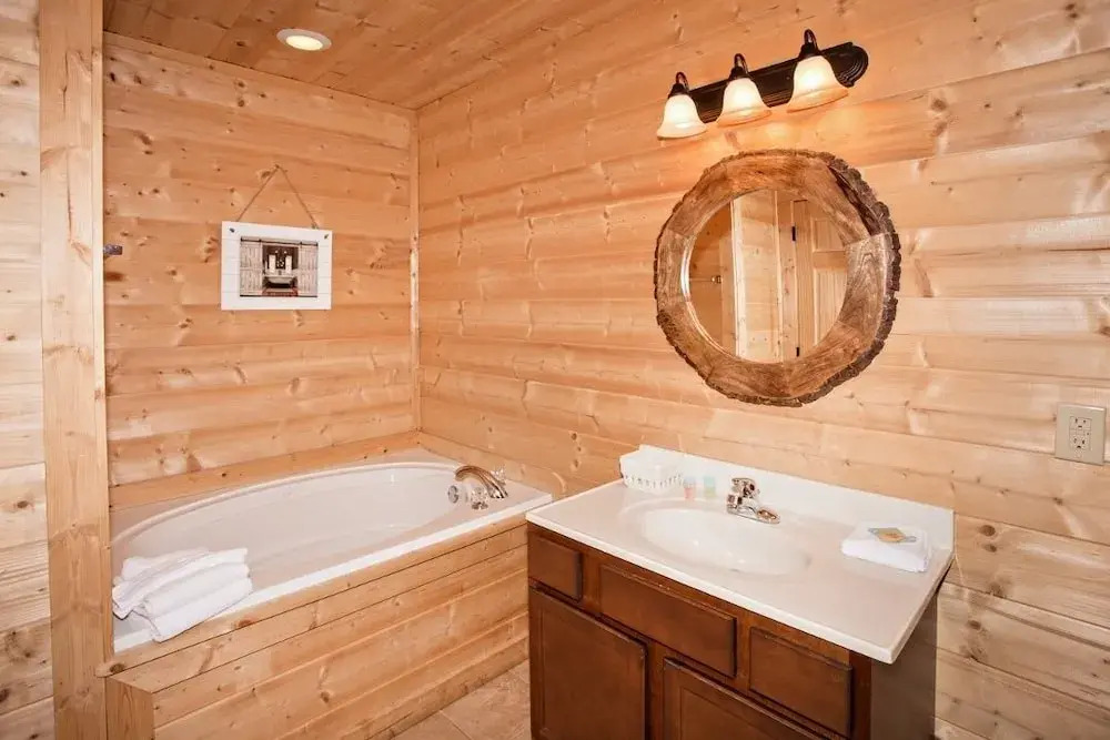 A Cabin to Remember 5 Bedrooms 5 Bathrooms Cabin