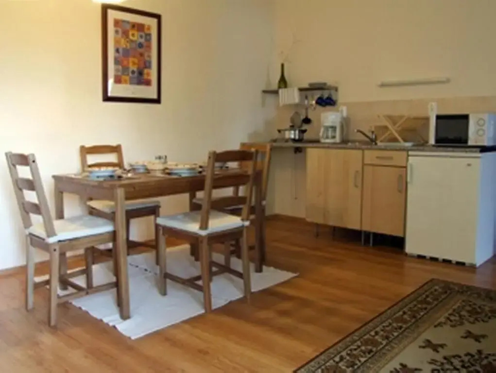 Ilona Apartmanház